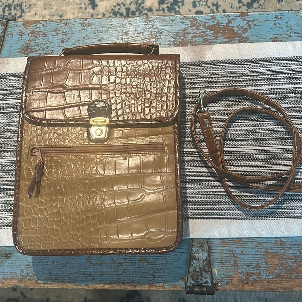 Jackson Vintage  Faux Leather Brown Green Handbag/Crossbody/Business Bag